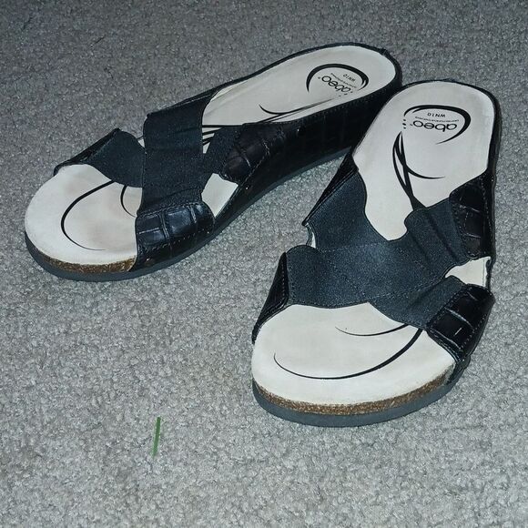 Abeo black slip on sandals Sz 10 - Picture 1 of 7
